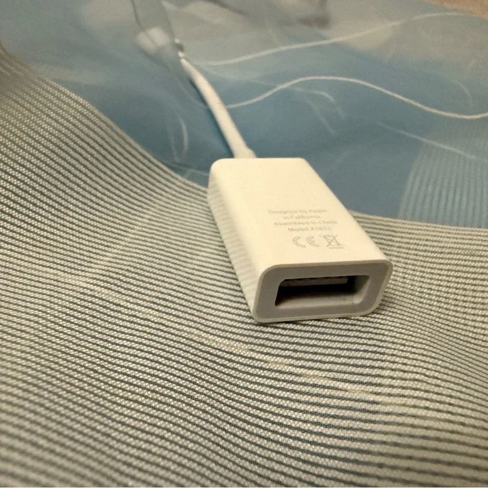 Apple usb adapter
